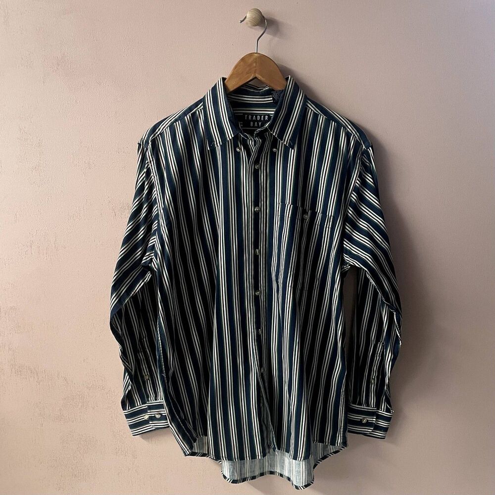 Vintage Trader Bay Navy|Cream|White|Burgundy Striped Button-Down Shirt EUC Sz M